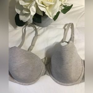 Woman’s size 38C bra with wire adjustable straps can be a T back A MBRIELLE